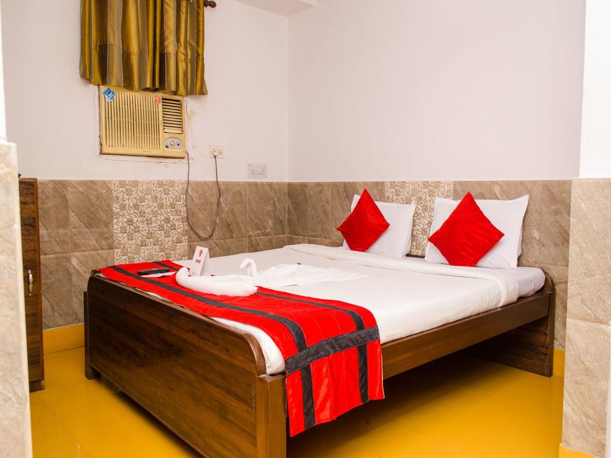 Oyo 4144 The Banquet Hotel Hāora Екстериор снимка